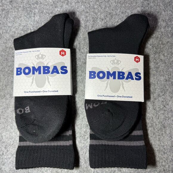 NEW Bombas Black Crew Socks Medium 2 Pairs NWT - Picture 1 of 10